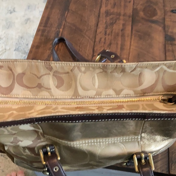 Coach Handbag - Picture 6 of 14